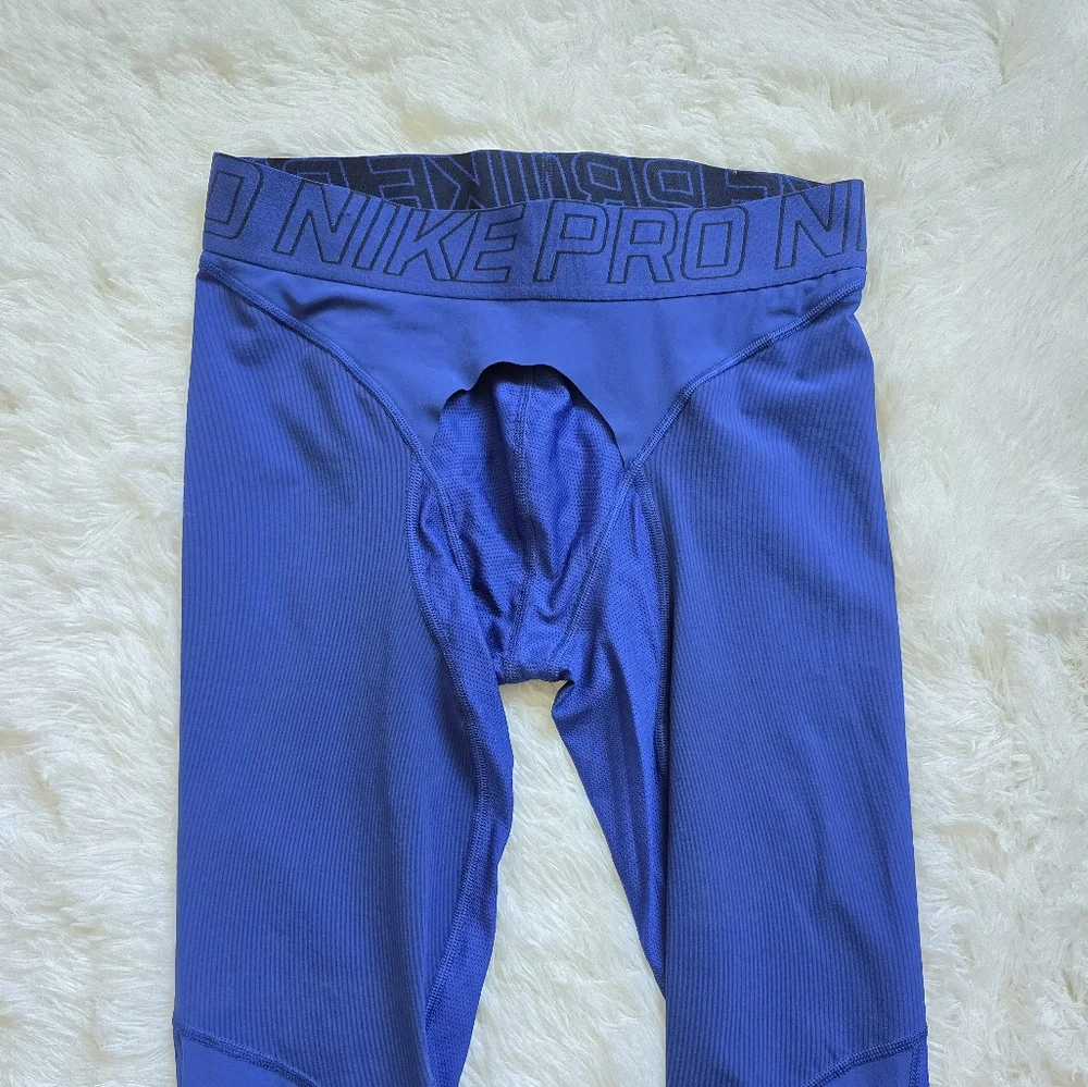 Nike hyper compression